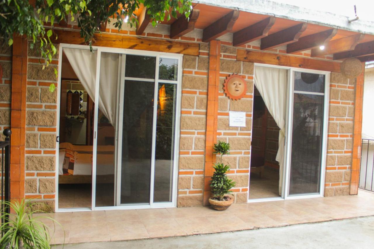 Hospedaje Piedra De Sol Tepoztlán Exterior photo