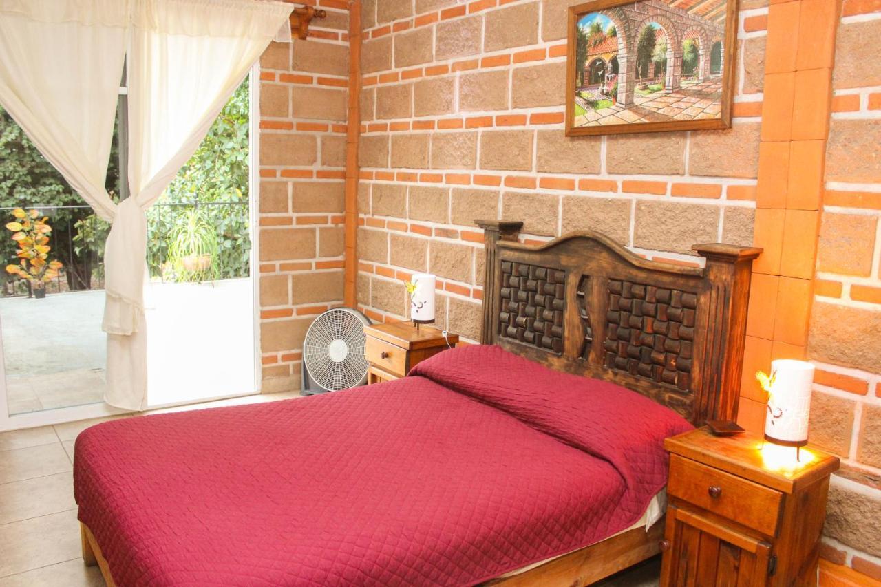 Hospedaje Piedra De Sol Tepoztlán Exterior photo